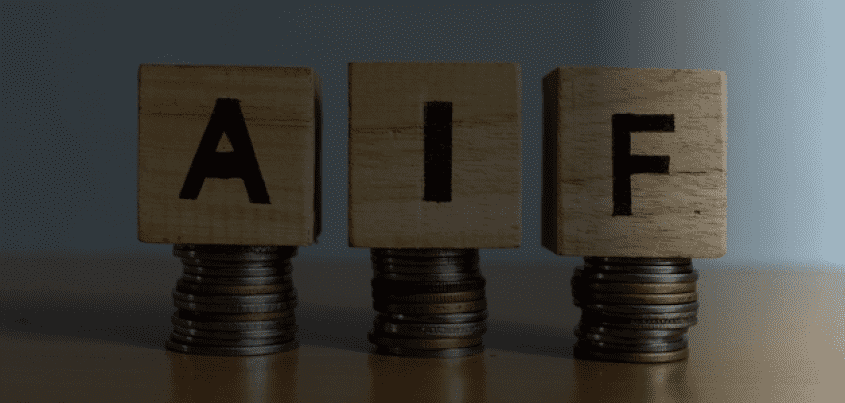 What is alternate investment fund (AIF)